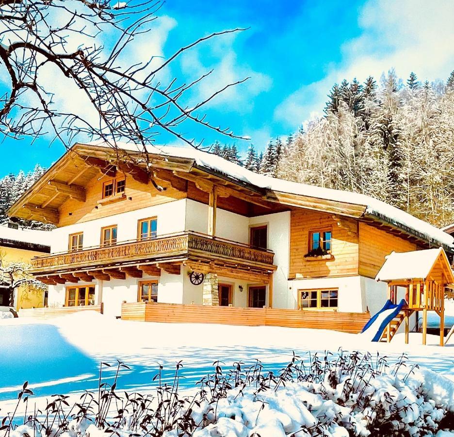 Family Chalet Hoamat Leben - Luxus Appartements Leogang Extérieur photo